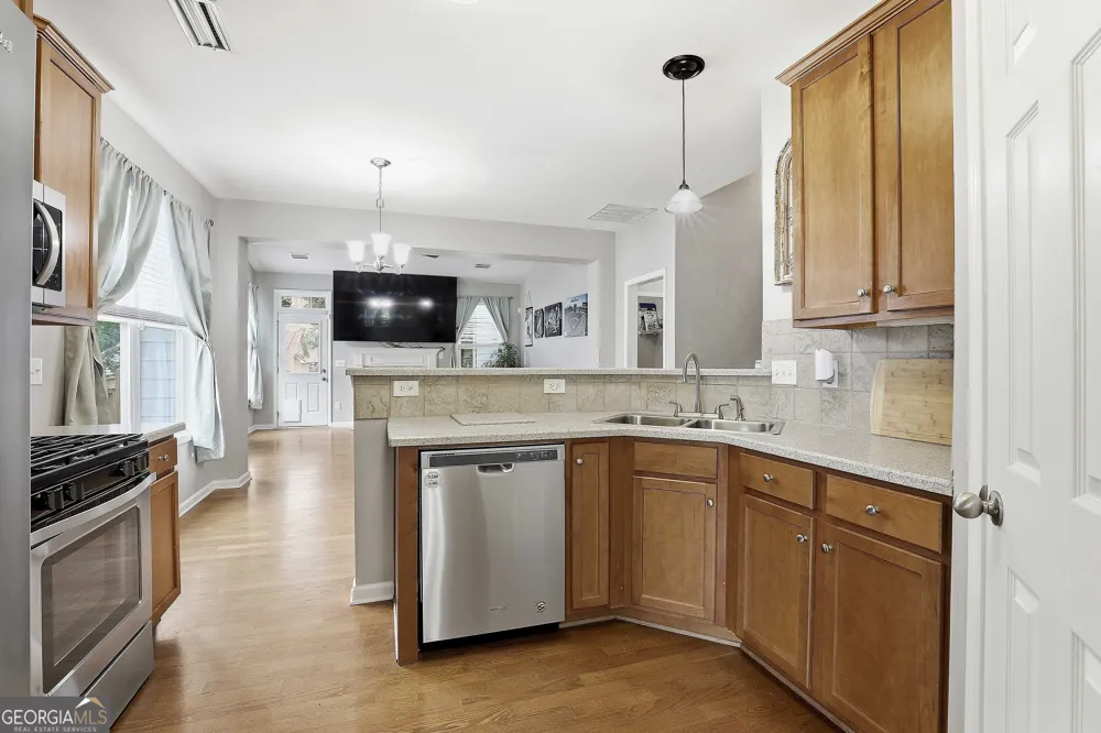 91 Creekside WAY Newnan, GA 30265