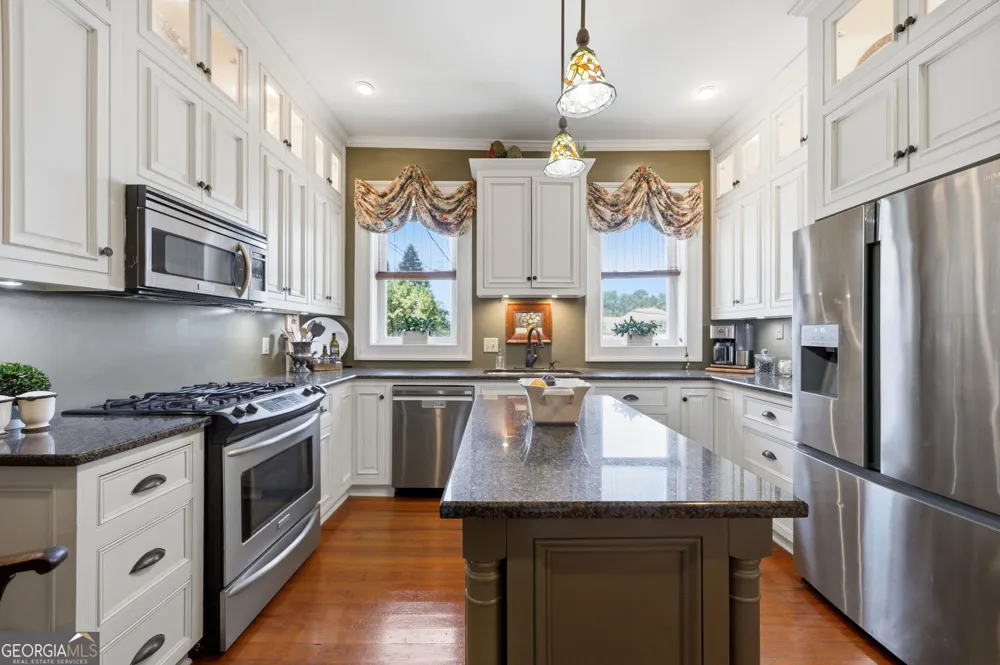 200 W Main ST Forsyth, GA 31029