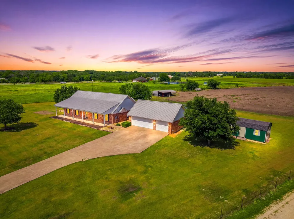 314 Jackson Heights Lorena, TX 76655