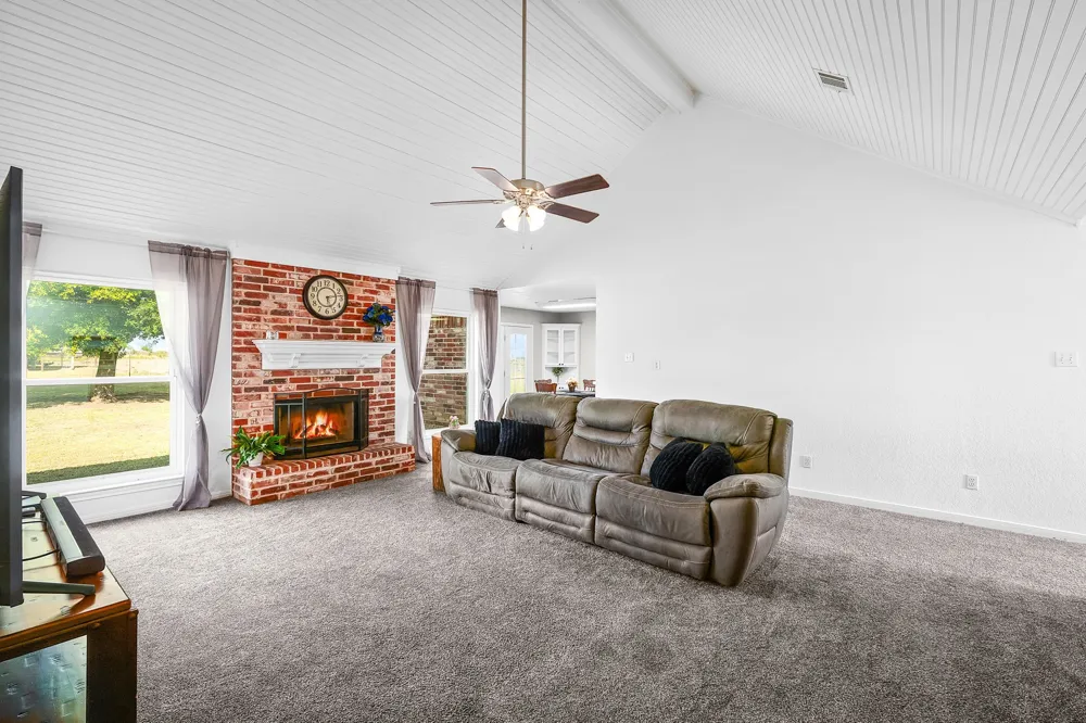 314 Jackson Heights Lorena, TX 76655