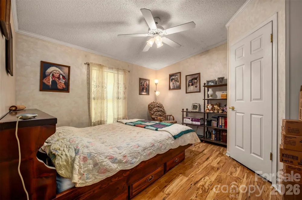 98 Lanning Drive Columbus, NC 28722