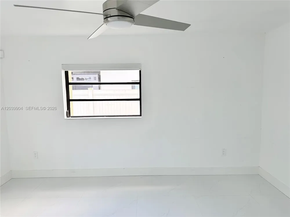18133 SW 93rd Ave Palmetto Bay, FL 33157