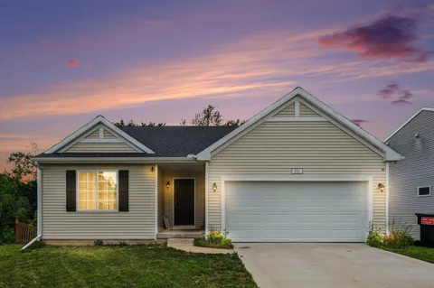 501 Pioneer Trail