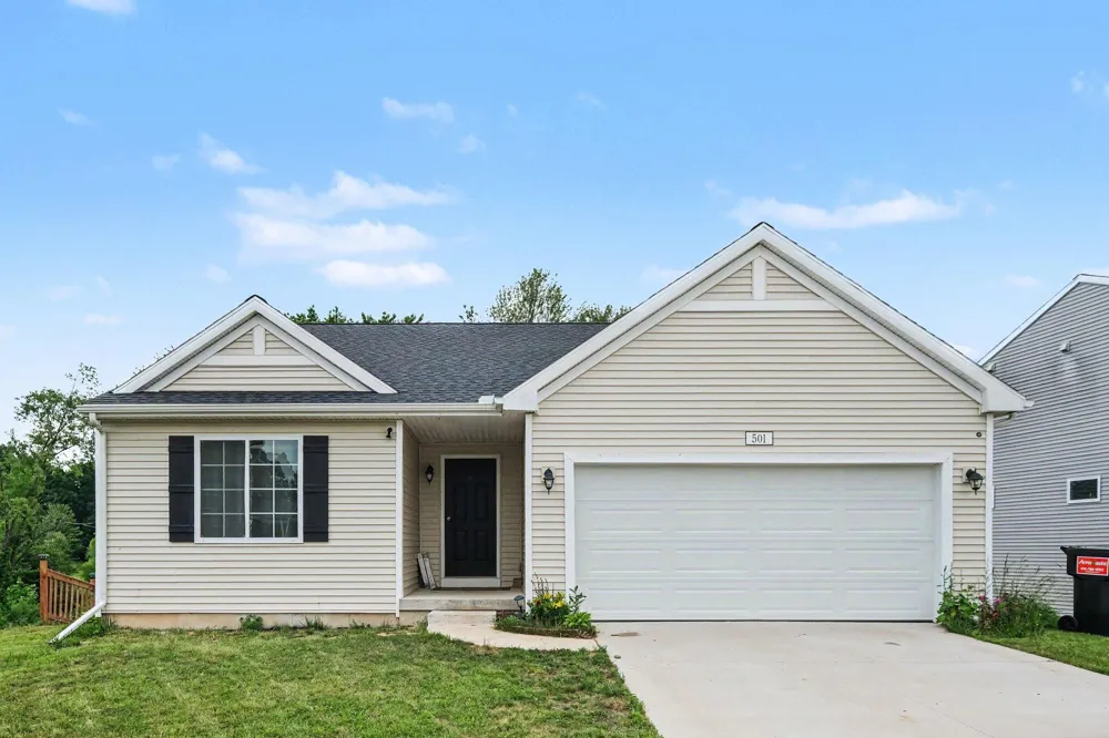 501 Pioneer Trail Cedar Springs, MI 49319
