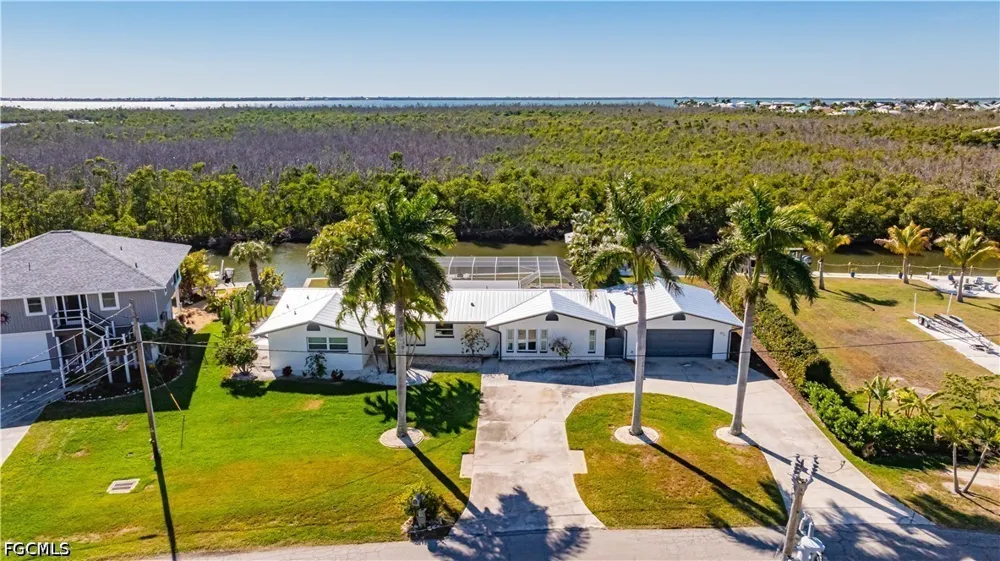 Eighth Avenue St James City, FL 33956