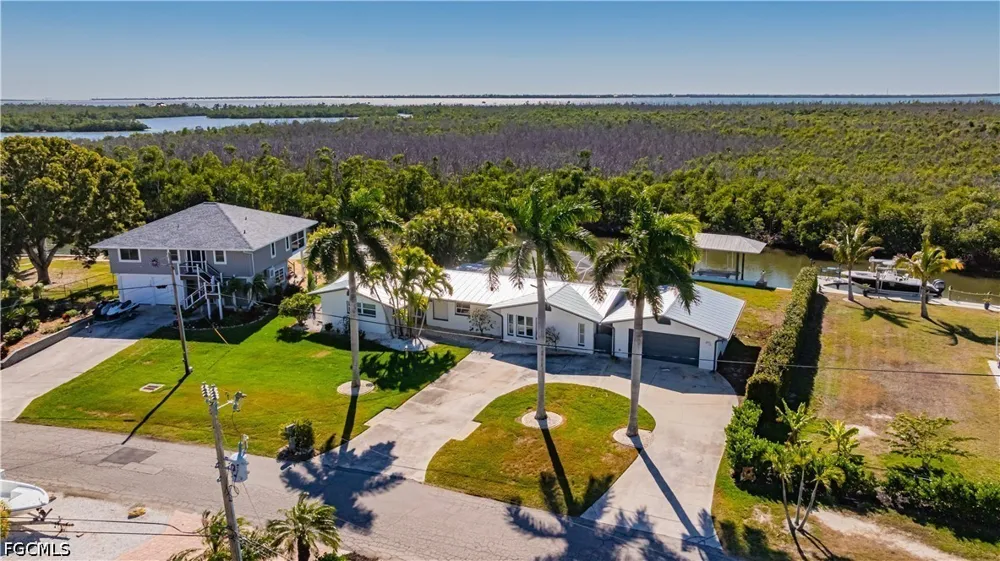 Eighth Avenue St James City, FL 33956