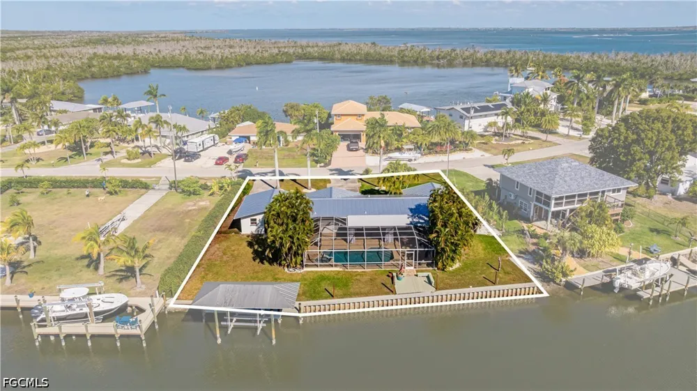 Eighth Avenue St James City, FL 33956