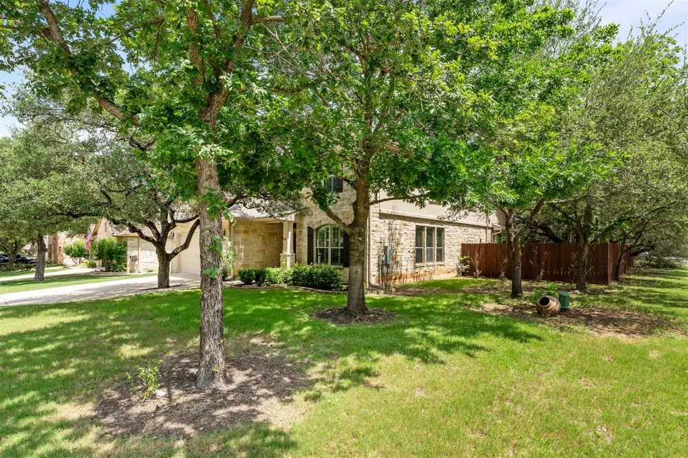 420 Wild Rose Drive Austin, TX 78737