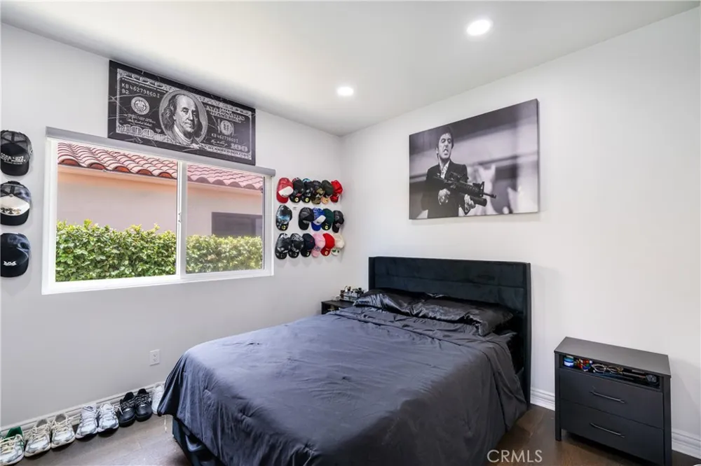 24408 Voltara Court Calabasas, CA 91302