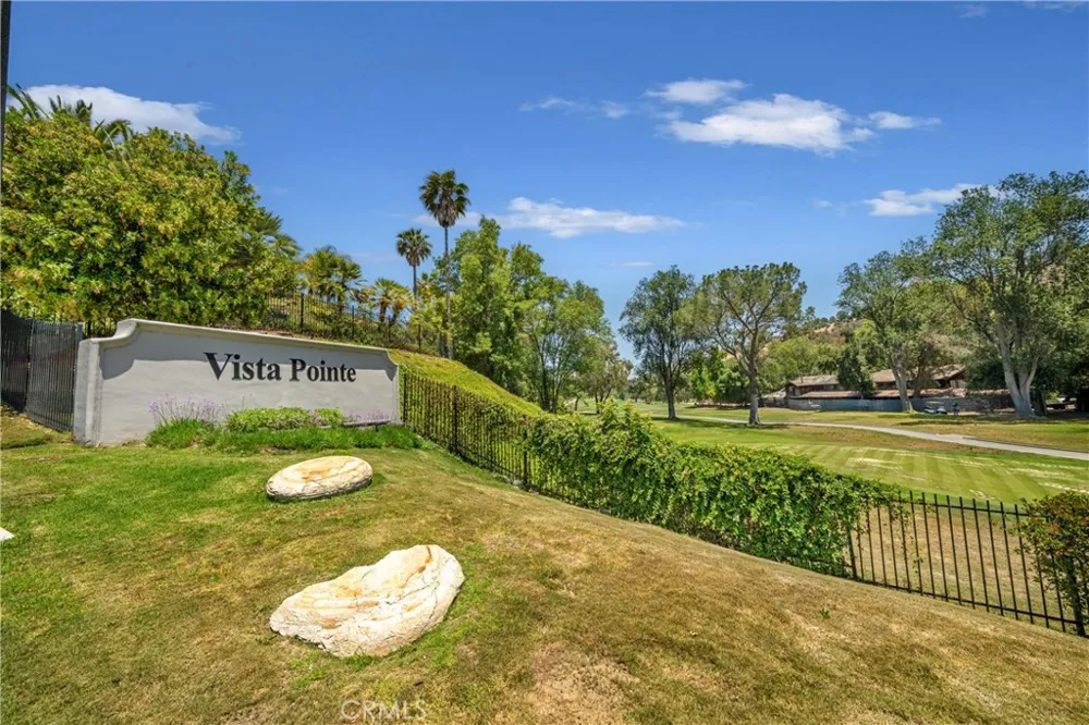 24408 Voltara Court Calabasas, CA 91302