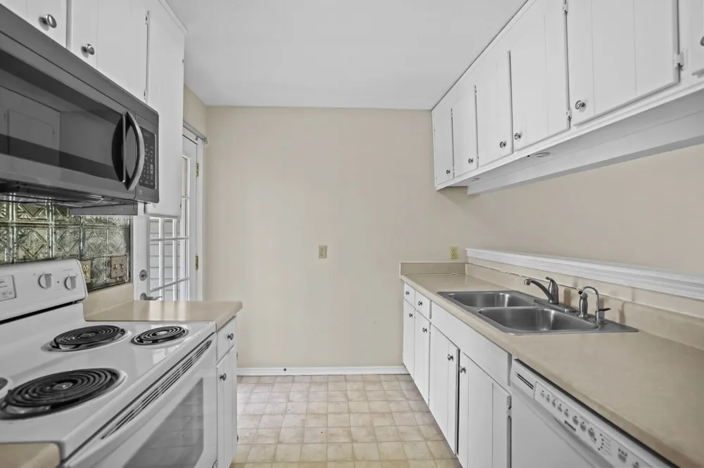 1022 Rachels Square Dr Hermitage, TN 37076