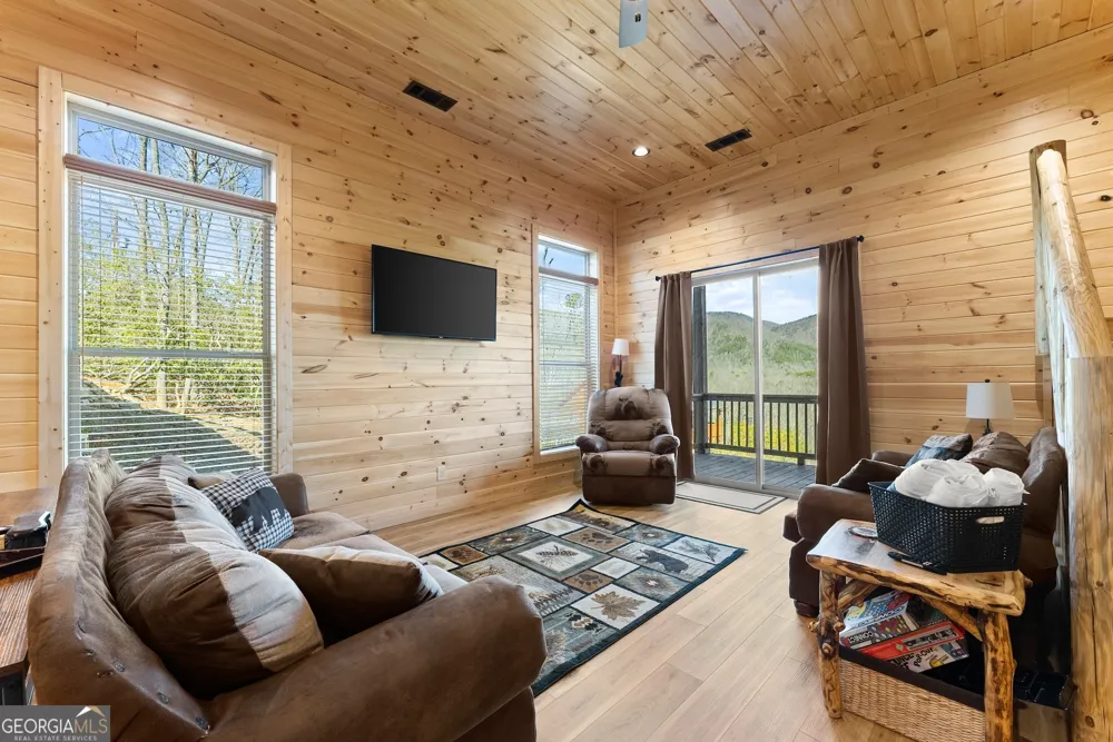 473 Monroe Ridge RD Sautee Nacoochee, GA 30571