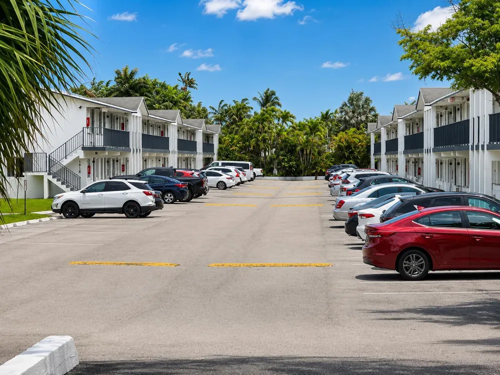1814 E Oakland Park #41 Oakland Park, FL 33306