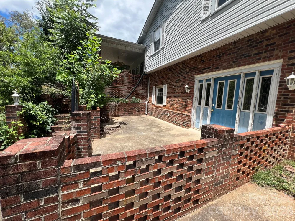 139 Vista Drive Forest City, NC 28043