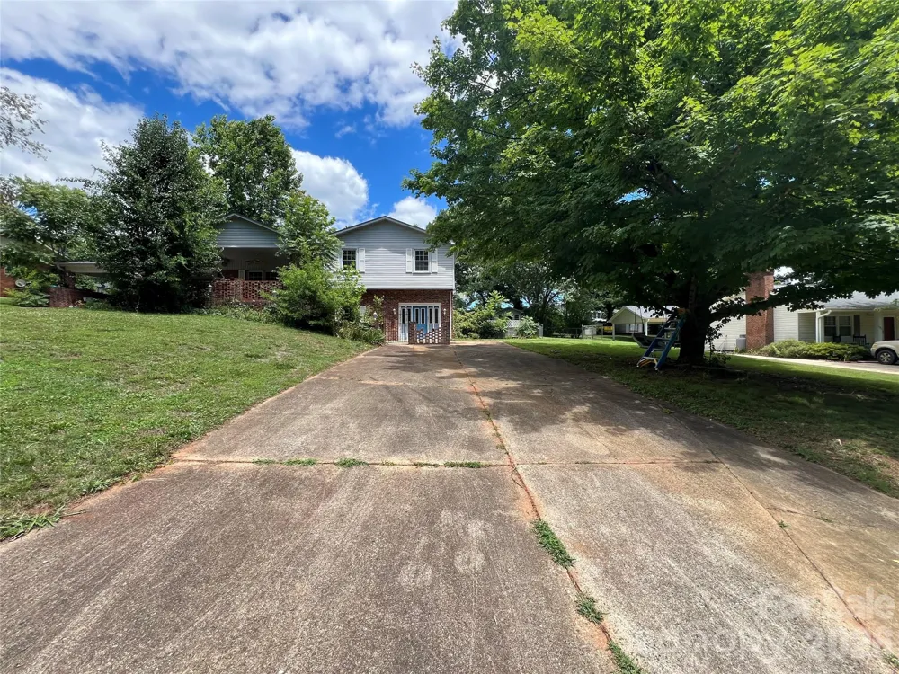 139 Vista Drive Forest City, NC 28043