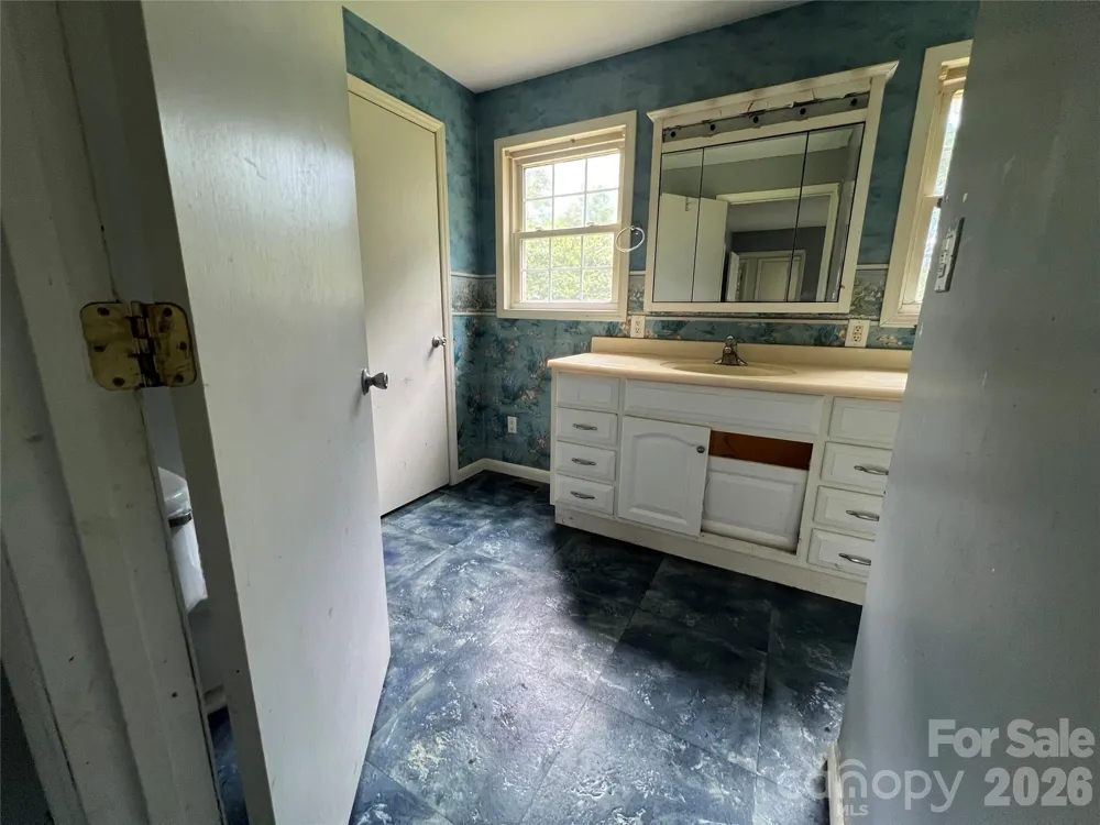 139 Vista Drive Forest City, NC 28043