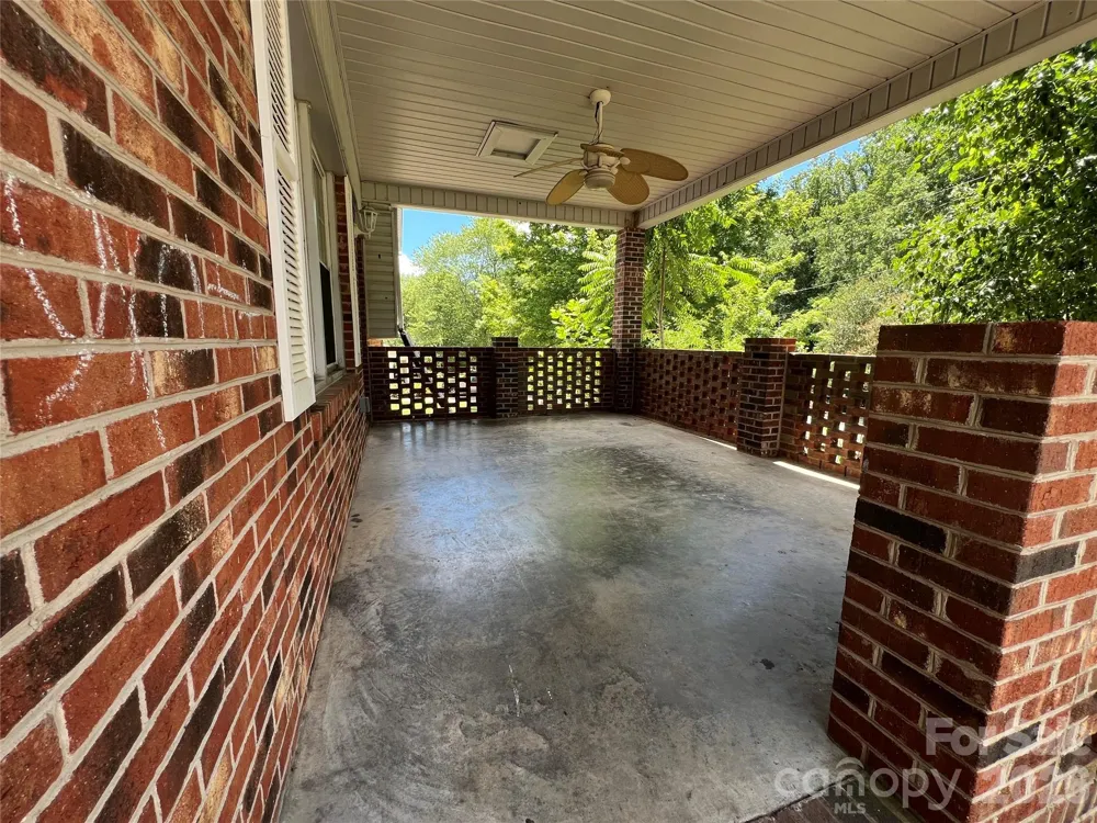 139 Vista Drive Forest City, NC 28043