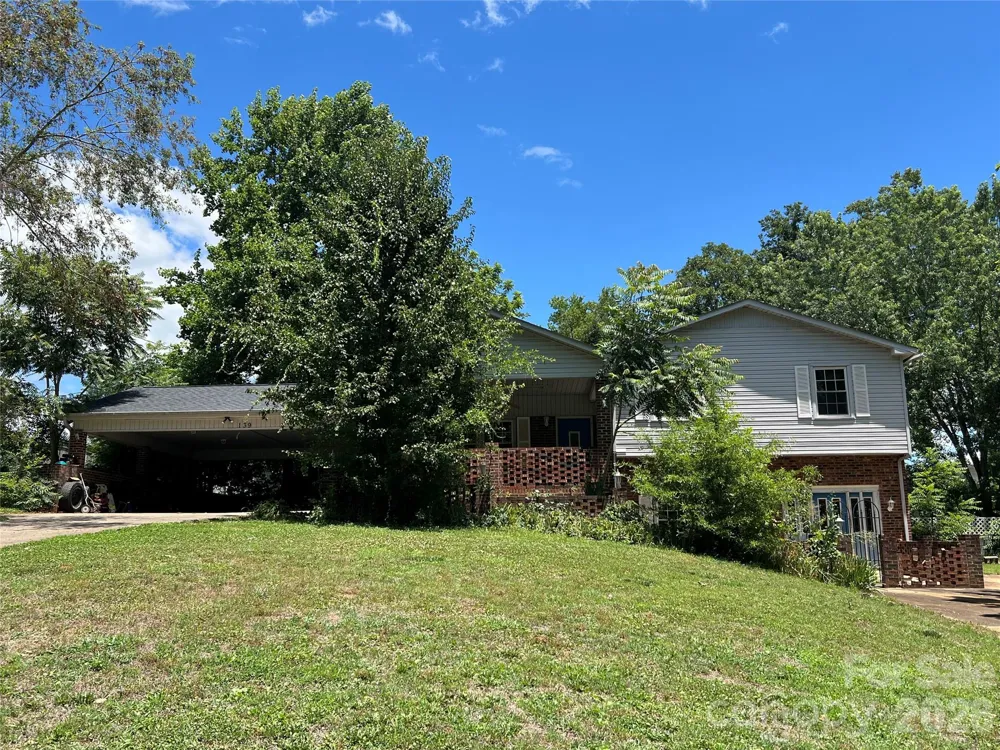 139 Vista Drive Forest City, NC 28043