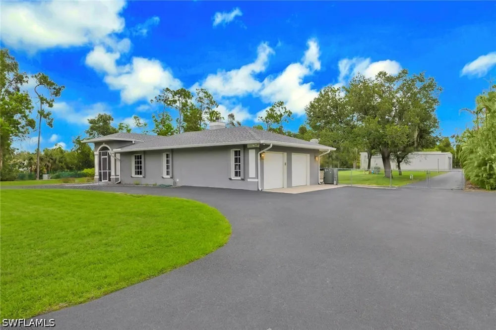 Shamrock Drive Fort Myers, FL 33912