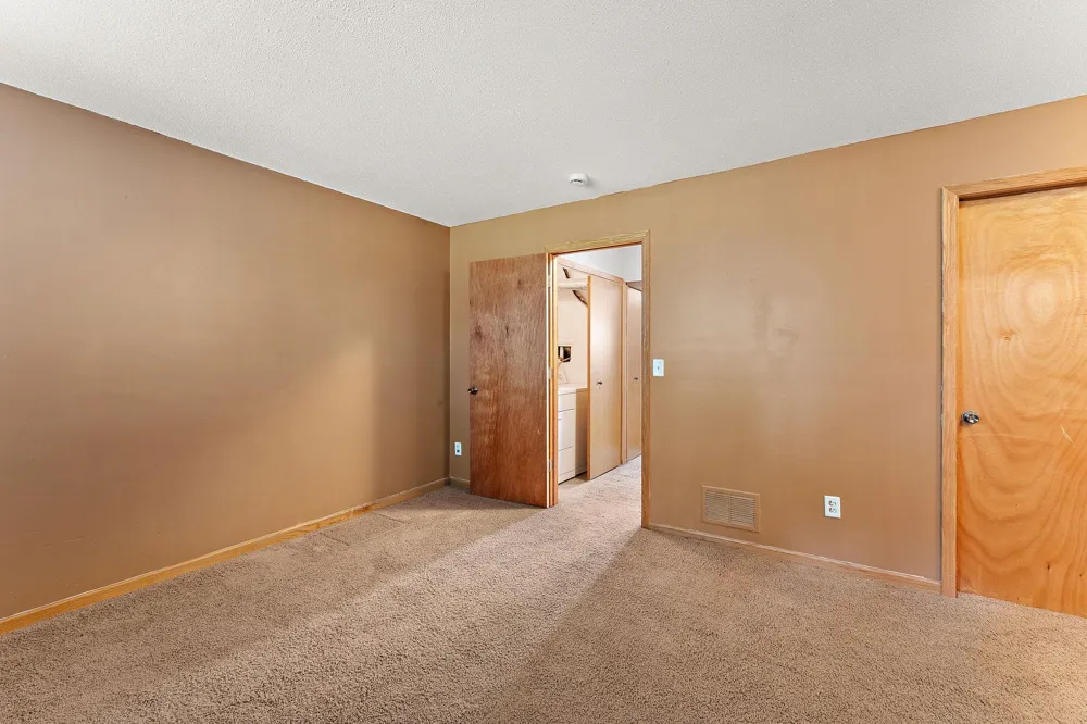 12131 Drake Street NW Coon Rapids, MN 55448