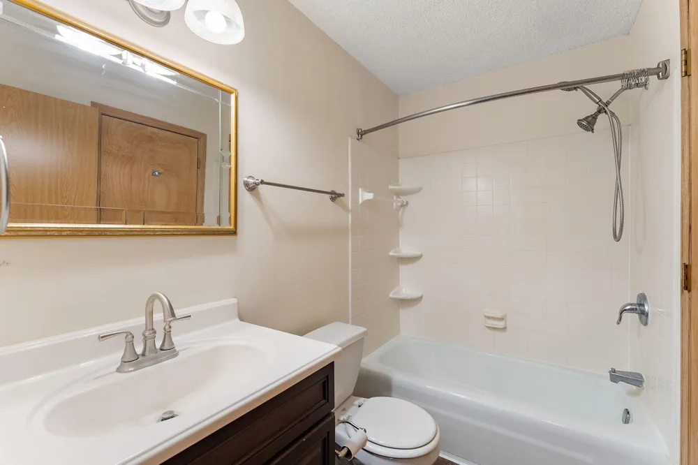 12131 Drake Street NW Coon Rapids, MN 55448