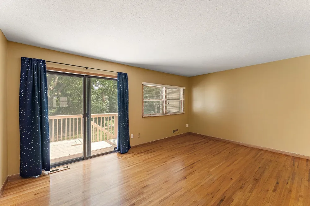 12131 Drake Street NW Coon Rapids, MN 55448