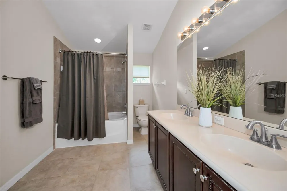 8525 SHALLOW CREEK New Port Richey, FL 34653