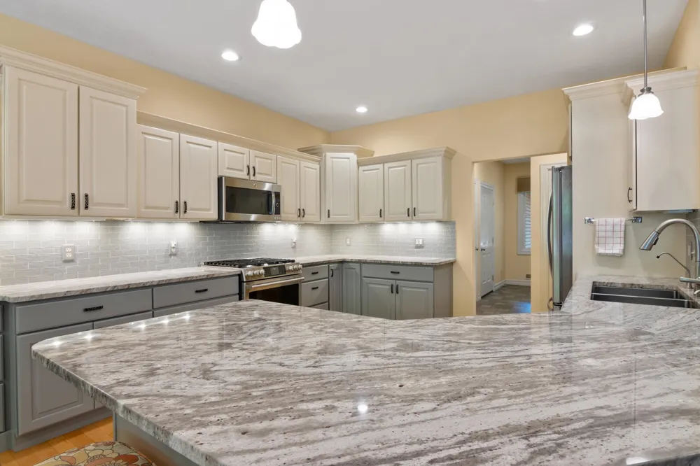 2725 Blue Meadow Drive Long Lake Township, MI 49685