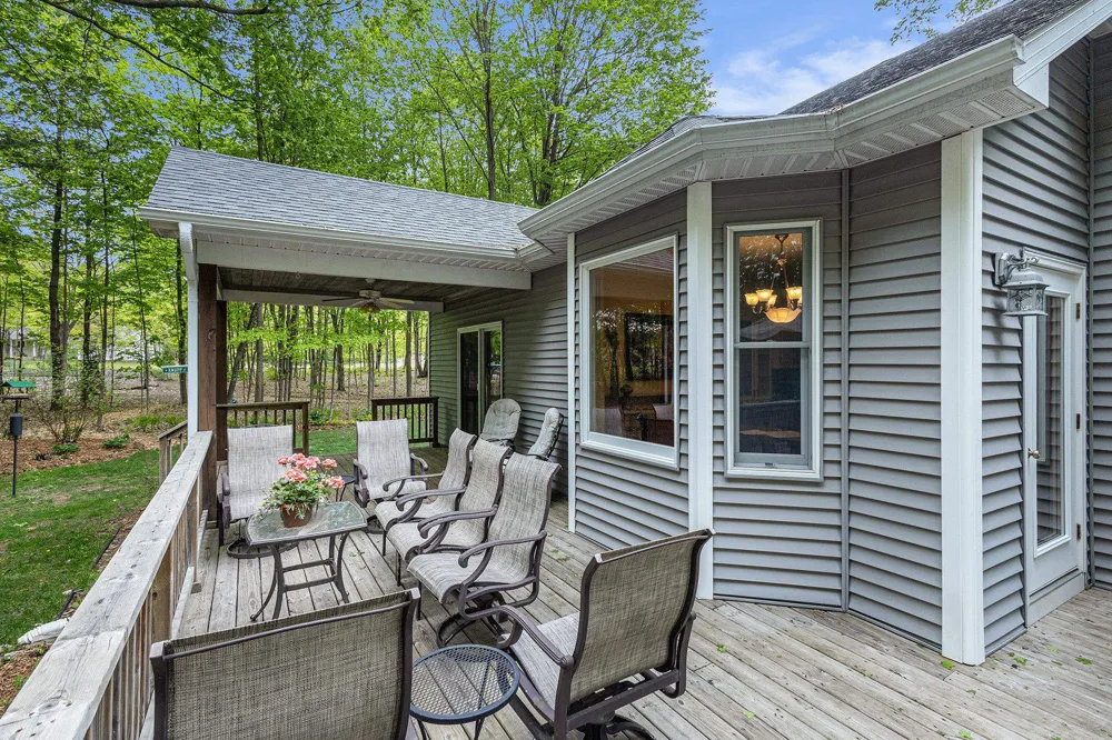 2725 Blue Meadow Drive Long Lake Township, MI 49685