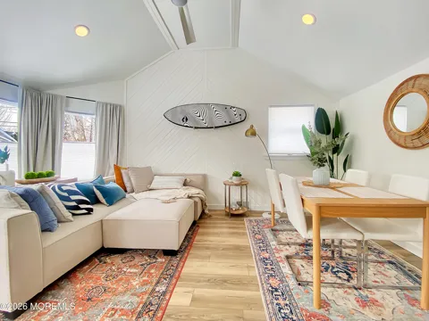110 Curtis Place #(WINTER RENTAL)