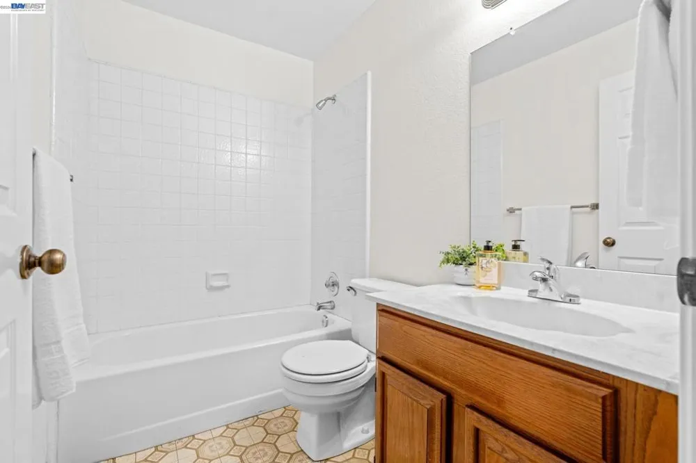 2149 Junction Ave #10 Mountain View, CA 94043