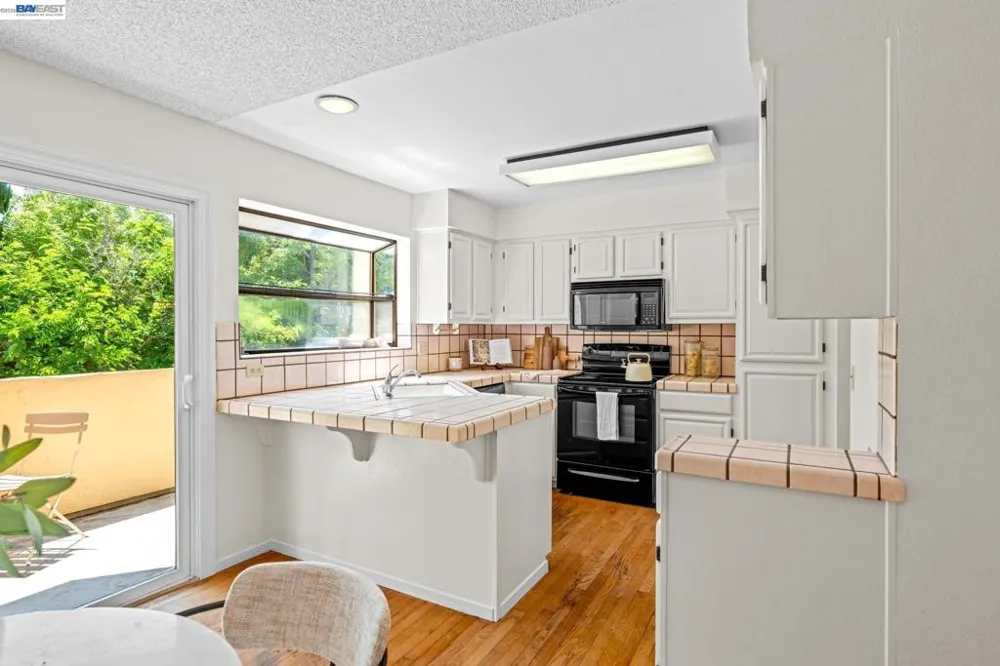 2149 Junction Ave #10 Mountain View, CA 94043