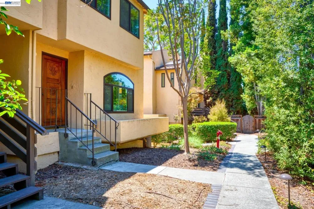 2149 Junction Ave #10 Mountain View, CA 94043
