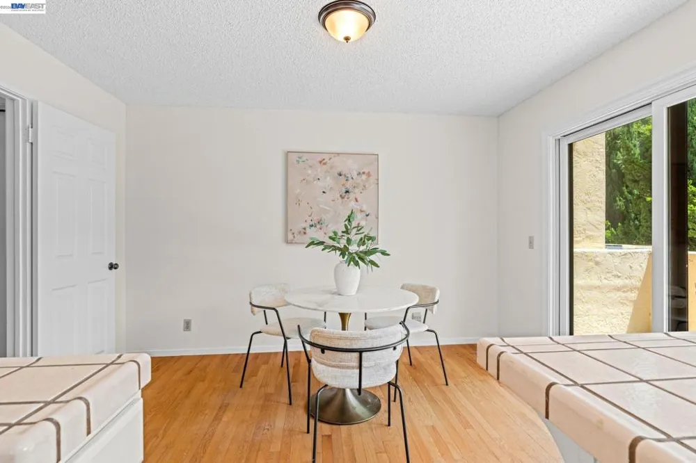 2149 Junction Ave #10 Mountain View, CA 94043