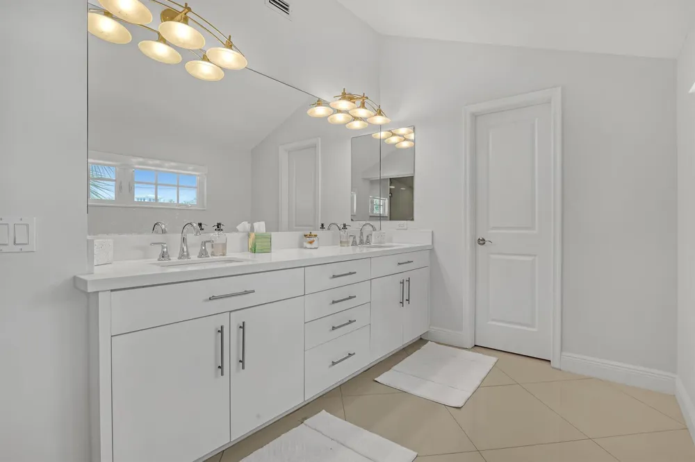 220 Celestial Way #6 Juno Beach, FL 33408