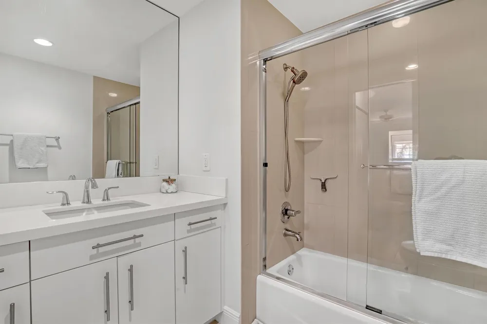 220 Celestial Way #6 Juno Beach, FL 33408
