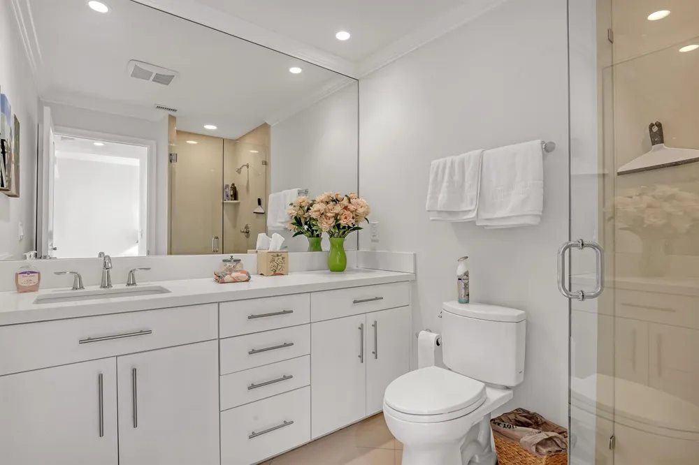 220 Celestial Way #6 Juno Beach, FL 33408