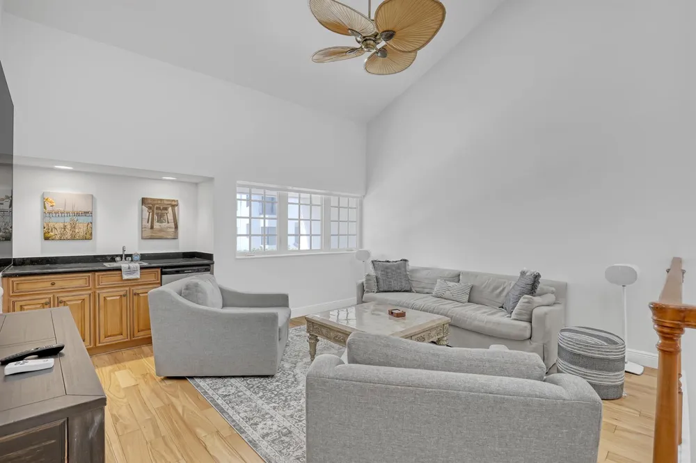 220 Celestial Way #6 Juno Beach, FL 33408