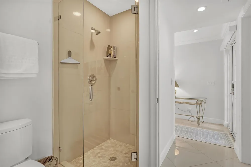 220 Celestial Way #6 Juno Beach, FL 33408