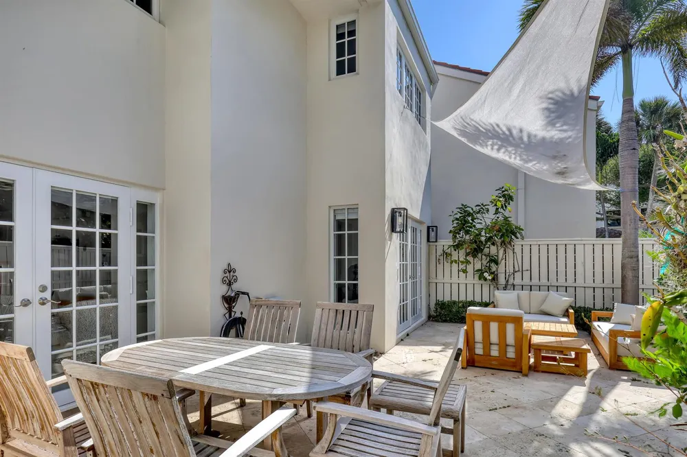 220 Celestial Way #6 Juno Beach, FL 33408