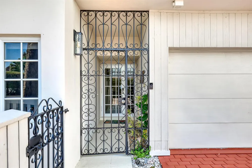 220 Celestial Way #6 Juno Beach, FL 33408