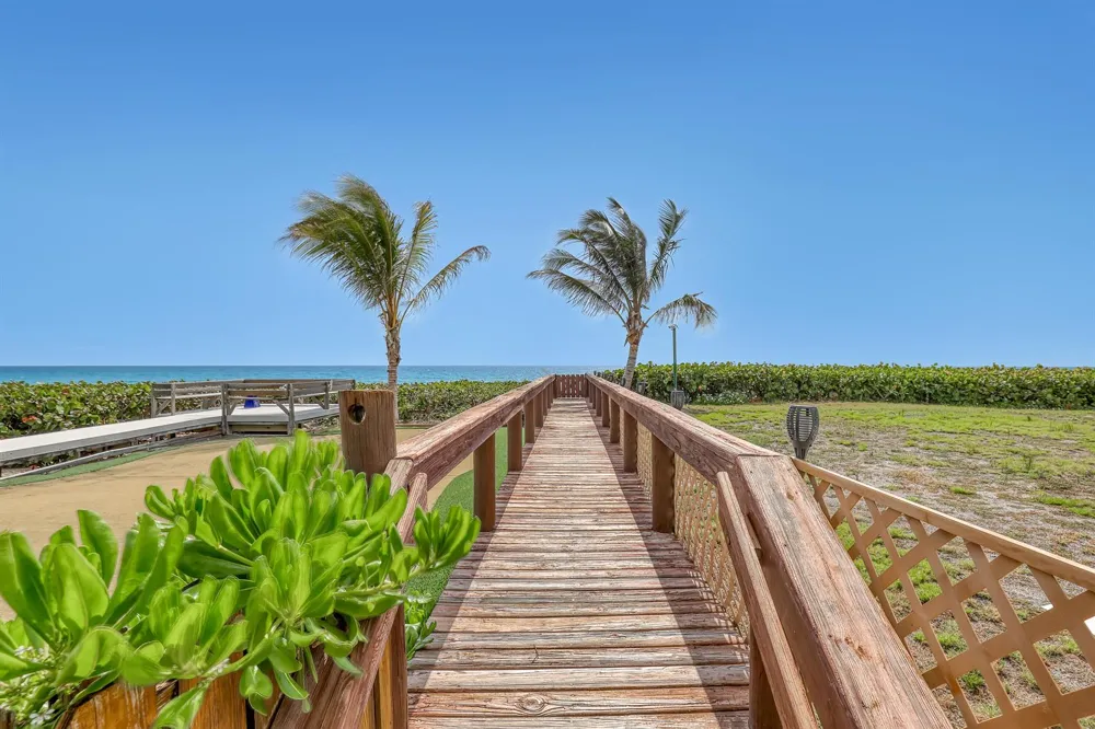 220 Celestial Way #6 Juno Beach, FL 33408