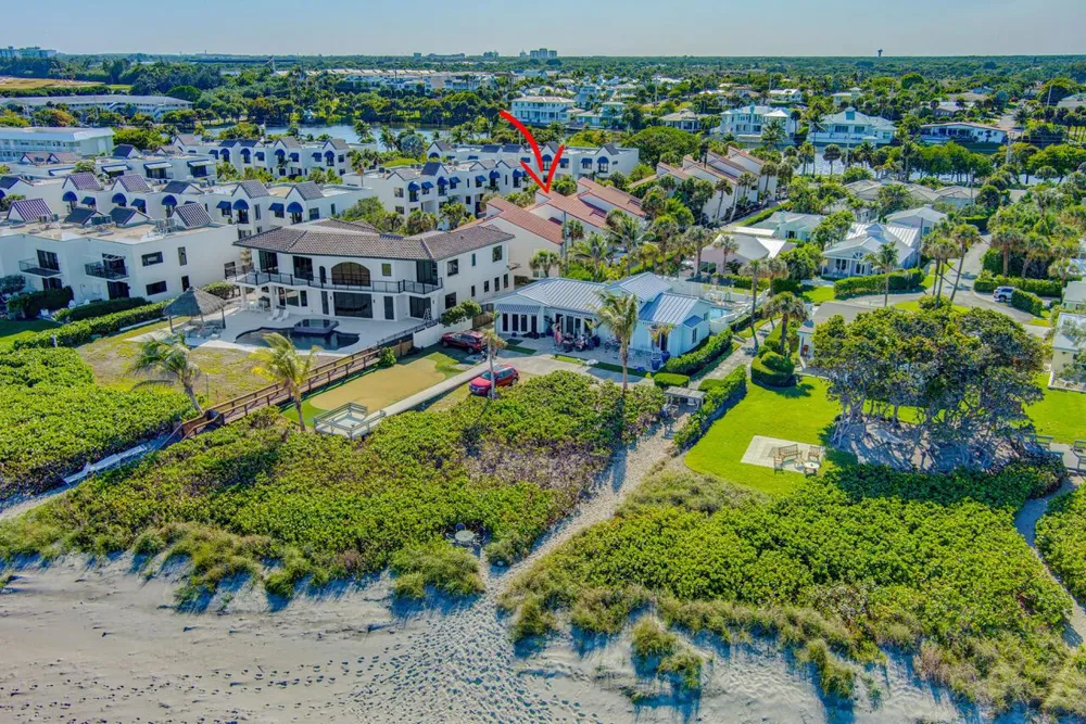 220 Celestial Way #6 Juno Beach, FL 33408