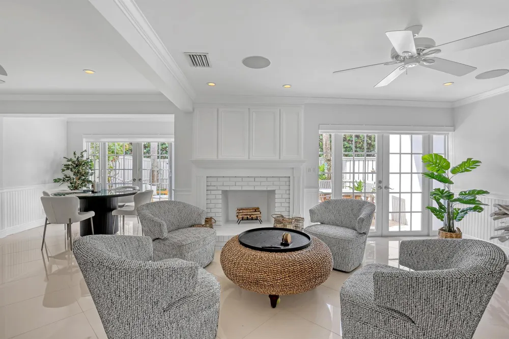 220 Celestial Way #6 Juno Beach, FL 33408