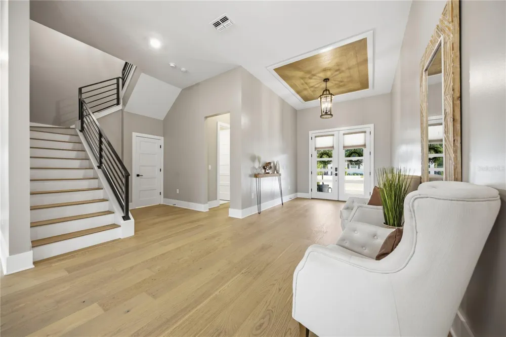 4022 W BAY TO BAY BOULEVARD Tampa, FL 33629