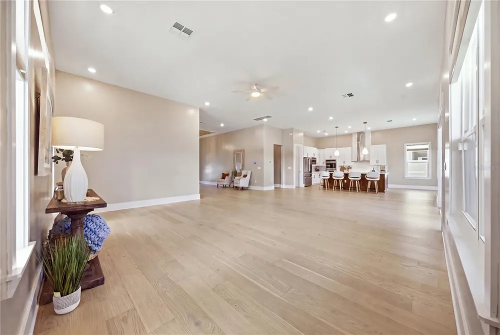 4022 W BAY TO BAY BOULEVARD Tampa, FL 33629