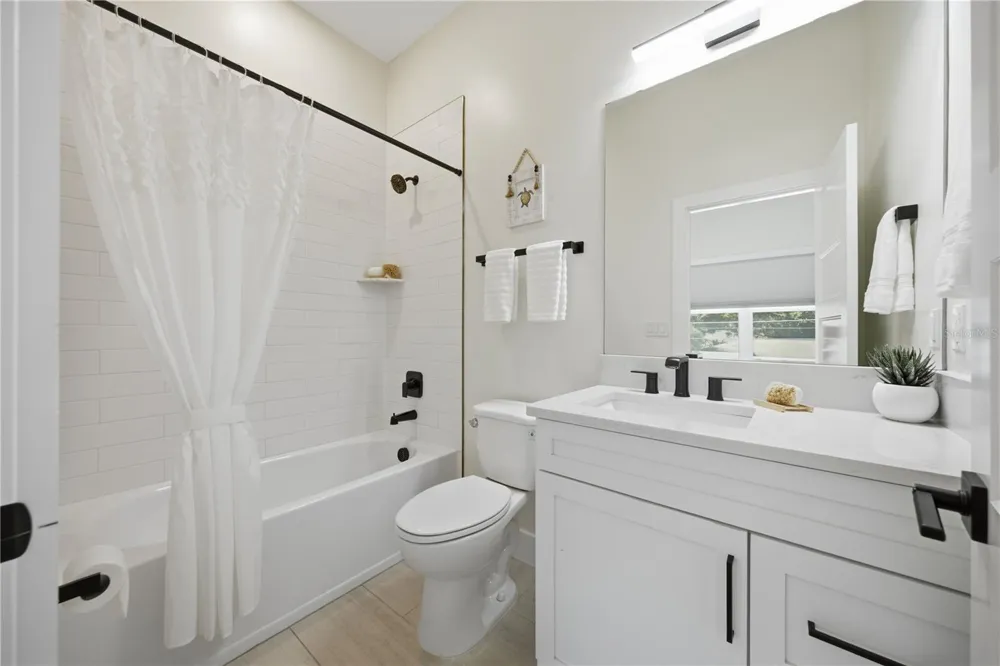 4022 W BAY TO BAY BOULEVARD Tampa, FL 33629