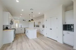 814 Countryside Glade Lane Bonney, TX 77583
