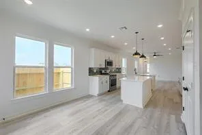 814 Countryside Glade Lane Bonney, TX 77583