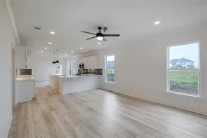 814 Countryside Glade Lane Bonney, TX 77583